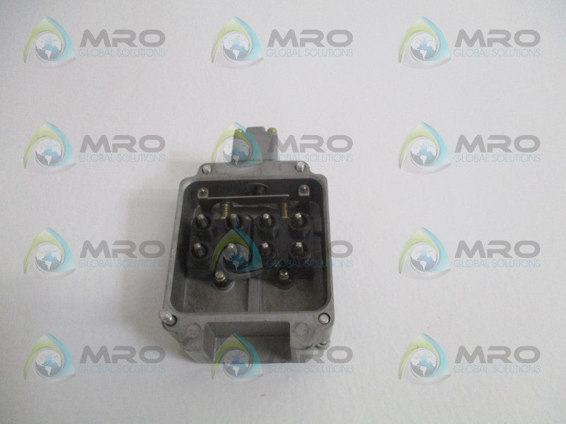 MICRO SWITCH 301LS2 (GREY) *USED*