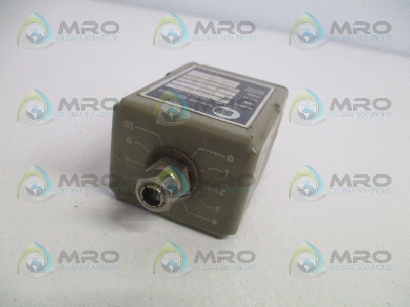 SYRACUSE ELECTRONICS TNR00303 TIME DELAY RELAY 5 SEC.  UNMP