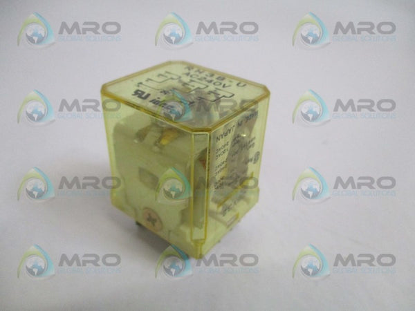 IDEC RH3B-U RELAY 240VAC  UNMP