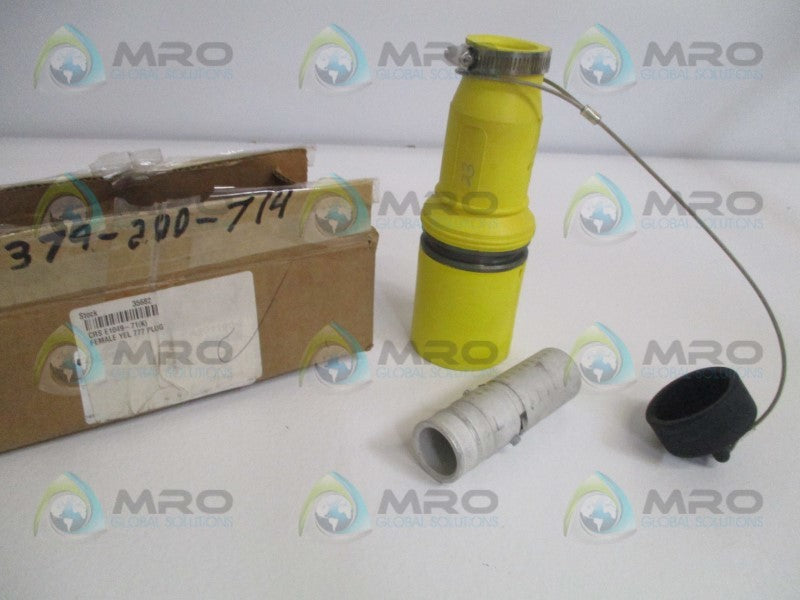 COOPER A201100-2 YELLOW FEMALE PLUG INSULATOR  NSMP