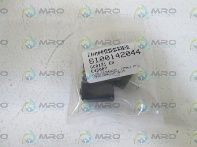 LOT OF 2 MAC CONNECTOR PLUG E45007 *NEW NO BOX*