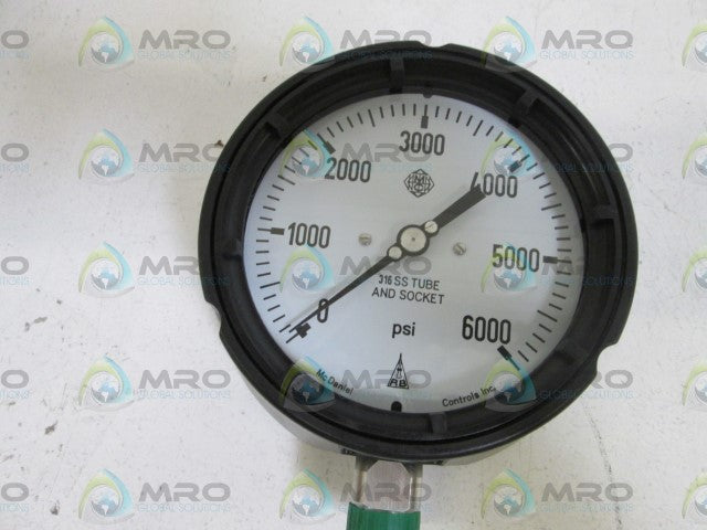 MC DANIEL CONTROLS INC. GAUGE 0-6000 PSI *NEW NO BOX*
