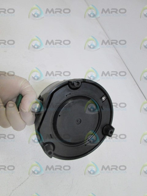 MC DANIEL CONTROLS INC. GAUGE 0-6000 PSI *NEW NO BOX*