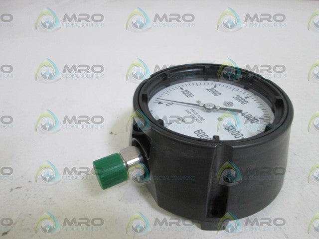 MC DANIEL CONTROLS INC. GAUGE 0-6000 PSI *NEW NO BOX*
