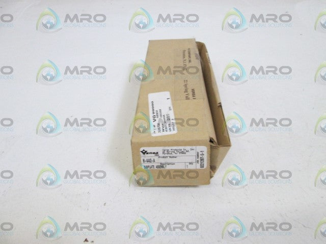 VERSA VALVE SUBPLATE ASSEMBLY M-440-A *NEW IN BOX*