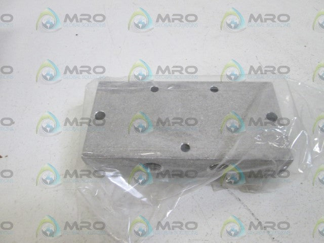 VERSA VALVE SUBPLATE ASSEMBLY M-440-A *NEW IN BOX*