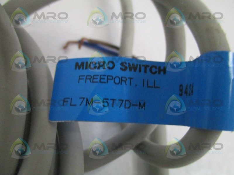 MICRO SWITCH FL7M-5T7D-M PROXIMITY SWITCH  NSMP
