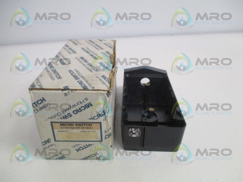 MICRO SWITCH FE-6RB-HSG HOUSING COVER  NSMP