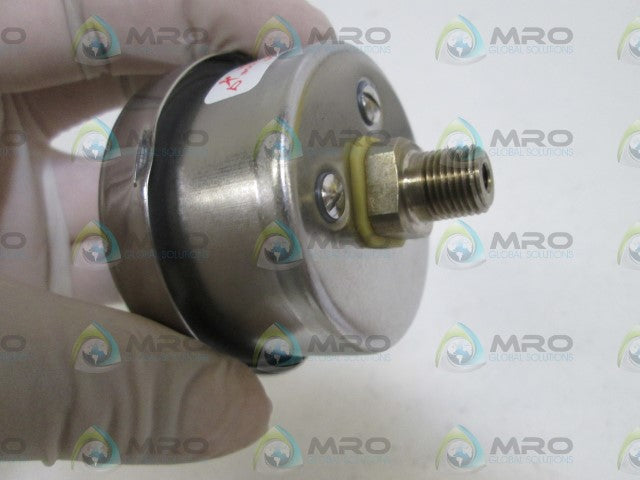 MC DANIEL CONTROLS, INC. GAUGE 1/8" NPT 0-300PSI Q3GC 1/8" *NEW IN BOX*