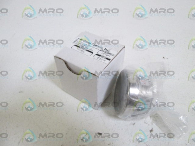 MC DANIEL CONTROLS, INC. GAUGE 1/8" NPT 0-30PSI Q3BC 1/8" *NEW IN BOX*
