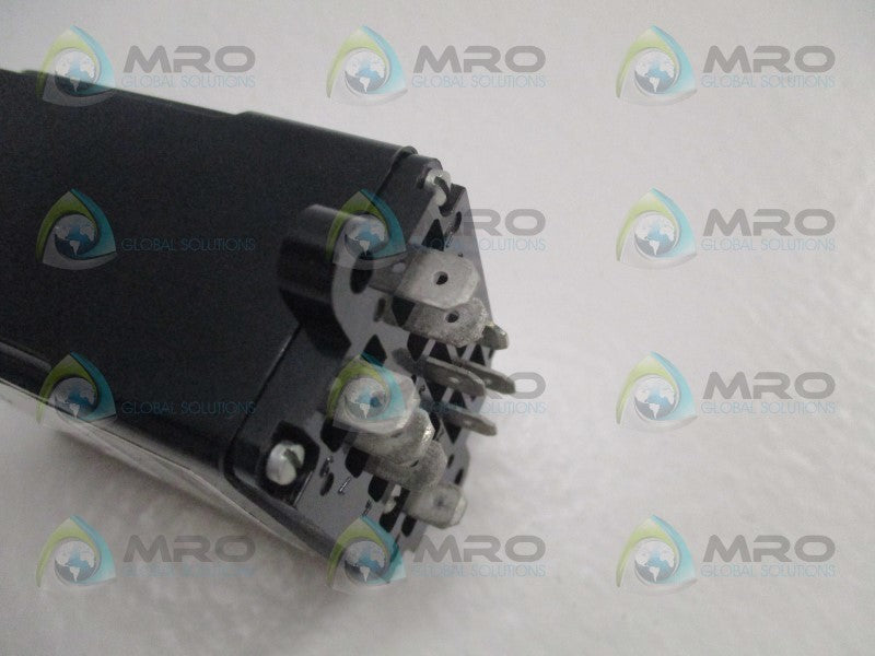 SYRACUSE ELECTRONICS THR12300T TIME DELAY RELAY 1SEC.  NSNP