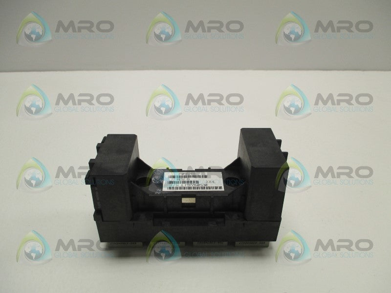 FOXBORO P0912CC 8-SLOT CELL BUS  NSNP
