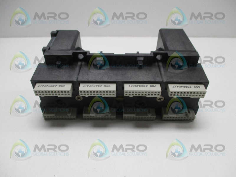 FOXBORO P0912CC 8-SLOT CELL BUS  NSNP