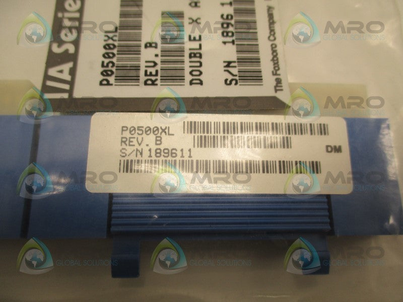 FOXBORO P0500XL 4-SLOT CONNECTOR ASSEMBLY  NSNP IN FACTOR BAG