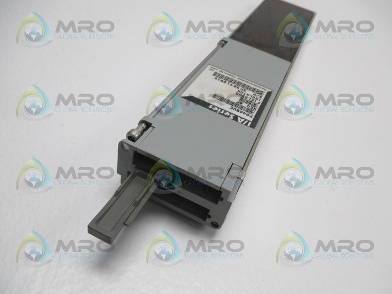 FOXBORO P0400VE FIELDBUS ISOLATOR  UNMP