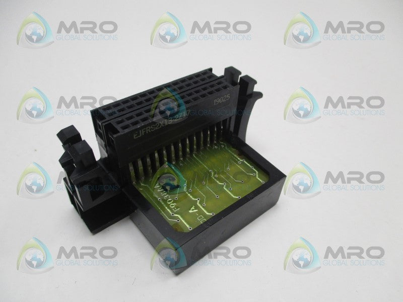 FOXBORO P0900DB SCSI BUS TERMINATOR  NSMP