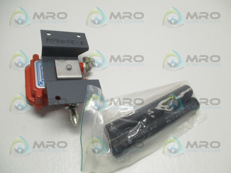 FOXBORO P0900JE CARRIEBAN LAN PASSIVE TAP  NSNP