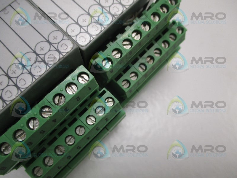 FOXBORO P0900JC TERMINAL ASSEMBLY  UNMP
