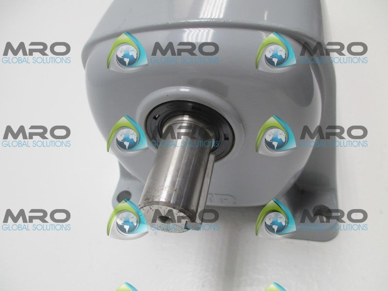 GTR G3LM-22-10-T040 3-PHASE INDUCTION MOTOR 200/220V RATIO: 10:1  NSNP