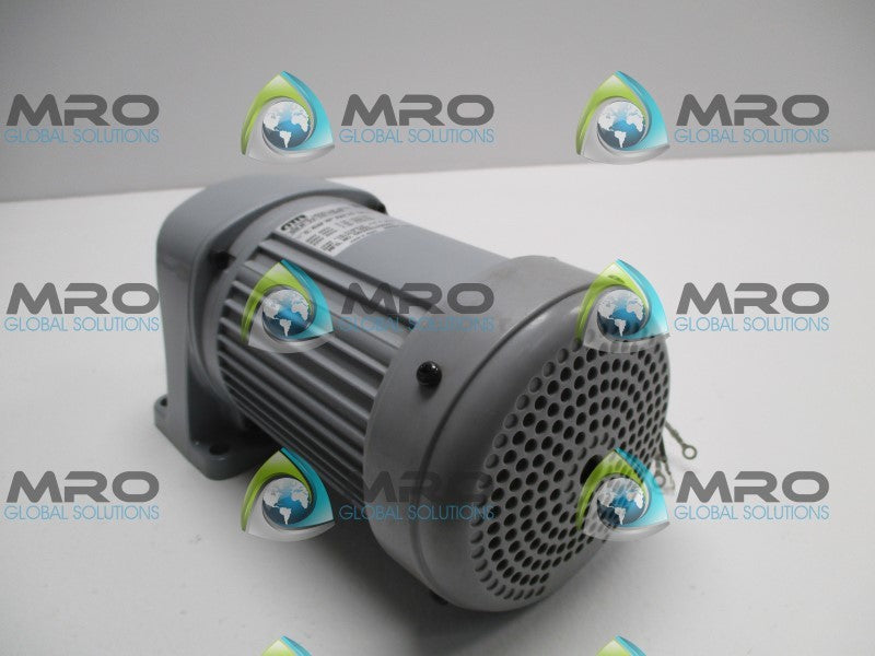 GTR G3LM-22-10-T040 3-PHASE INDUCTION MOTOR 200/220V RATIO: 10:1  NSNP