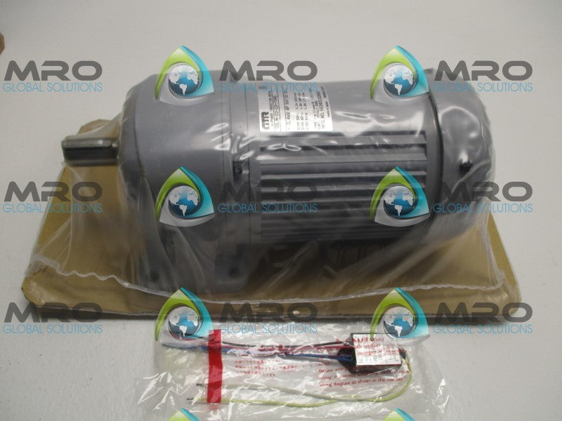 GTR G3LM-22-10-T040 3-PHASE INDUCTION MOTOR 200/220V RATIO: 10: 1  NSMP