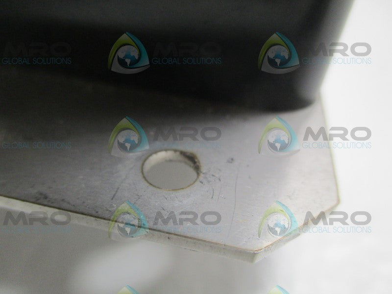 SMC C4280-920 DC CURRENT TRANSDUCER 0-100MV 0-1MA  UNMP