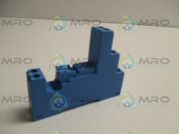 FINDER 97.02 RELAY SOCKET  NSNP