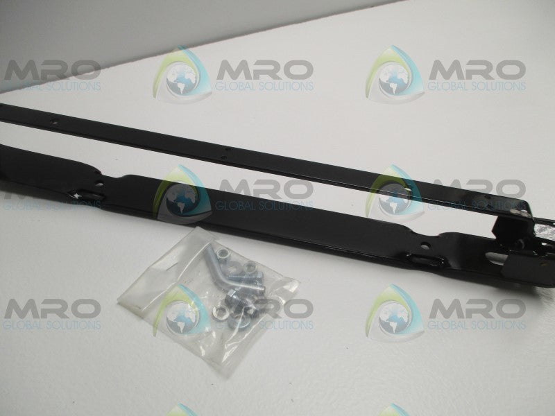 RUBBERMAID FGHBRKTK MOUNTING BRACKET  NSMP