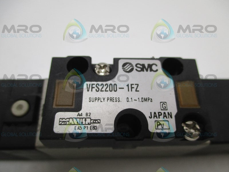 SMC VFS2200-1FZ SOLENOID VALVE * NEW NO BOX *