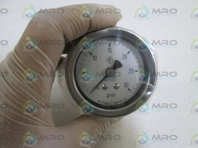MC DANIEL CONTROLS, INC. GAUGE 1/8" NPT 0-30PSI Q3BC 1/8" *NEW IN BOX*