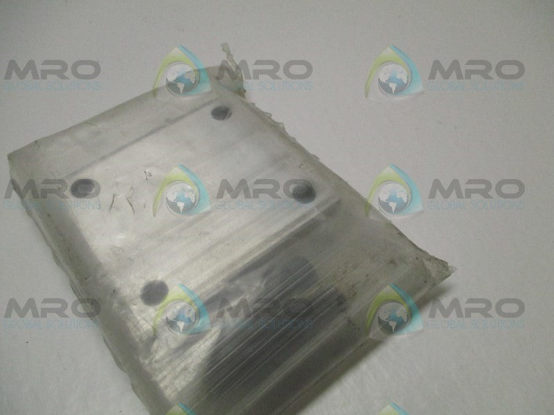 DAMAN AD05CPP HYDRUALIC MANIFOLD BASE * NEW IN FACTORY BAG *
