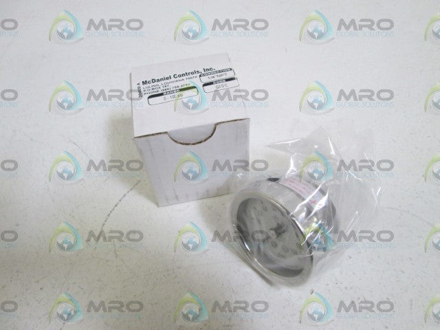 MC DANIEL CONTROLS, INC. GAUGE 1/4" NPT 0-100PSI Q3DC *NEW IN BOX*
