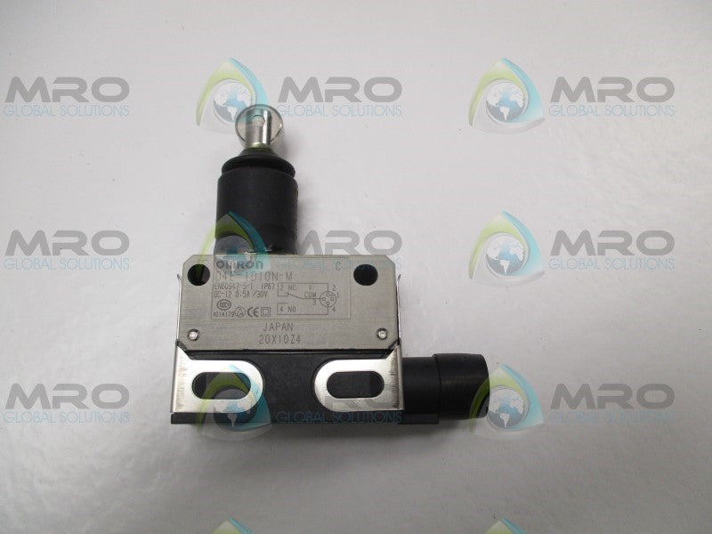 OMRON D4E-1D10N-M LIMIT SWITCH (MISSING ACCESSORIES) *NEW NO BOX *
