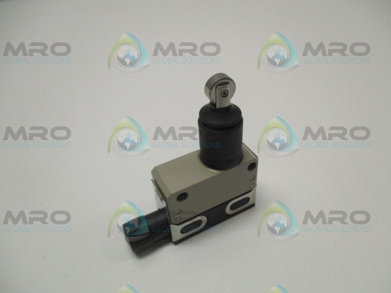 OMRON D4E-1D10N-M LIMIT SWITCH (MISSING ACCESSORIES) *NEW NO BOX *
