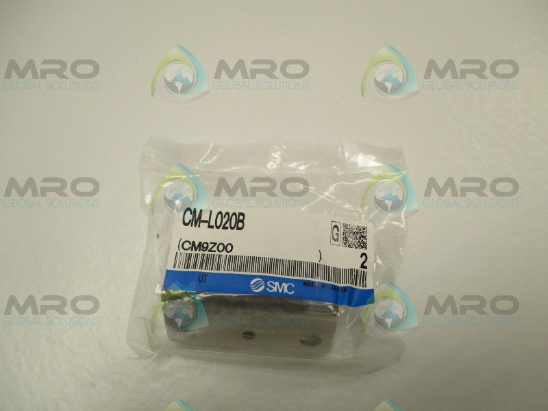 SMC CM-L020B FOOT BRACKET * NEW IN FACTORY BAG *