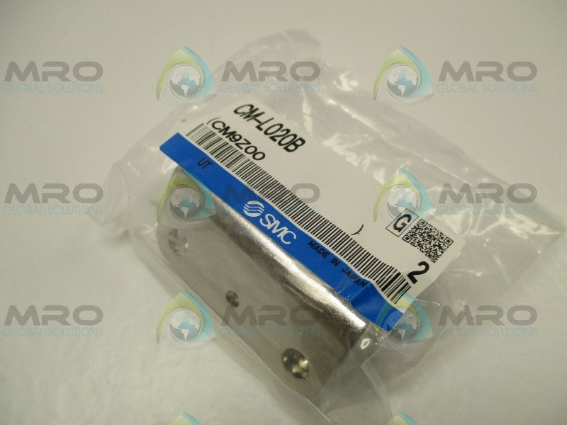SMC CM-L020B FOOT BRACKET * NEW IN FACTORY BAG *