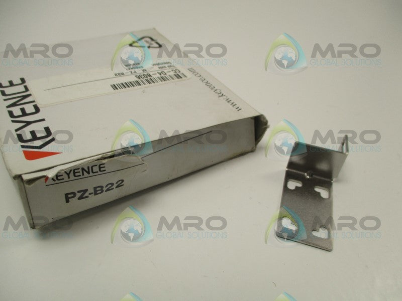 KEYENCE PZ-B22 MOUNTING BRACKET * NEW IN BOX *