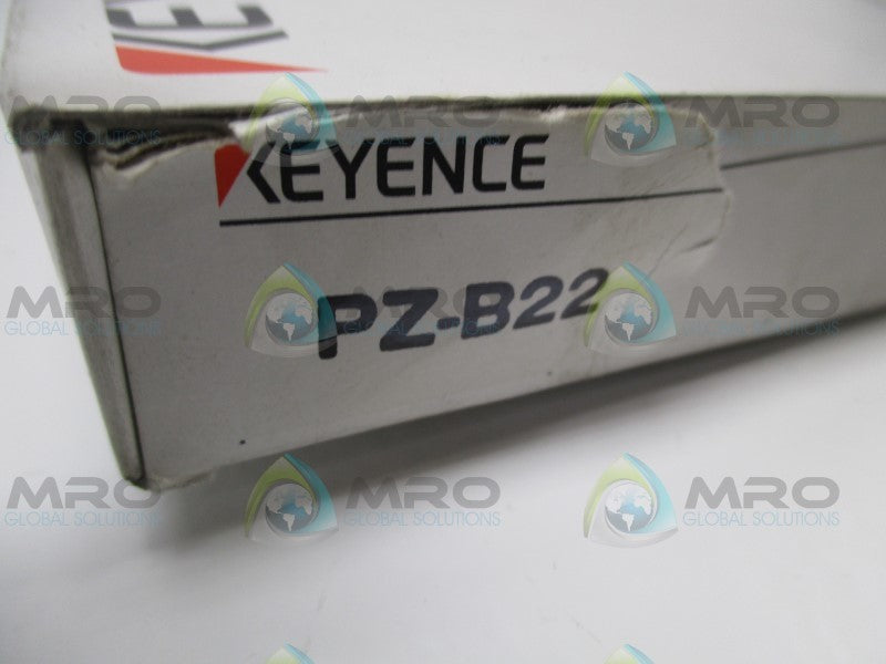 KEYENCE PZ-B22 MOUNTING BRACKET * NEW IN BOX *