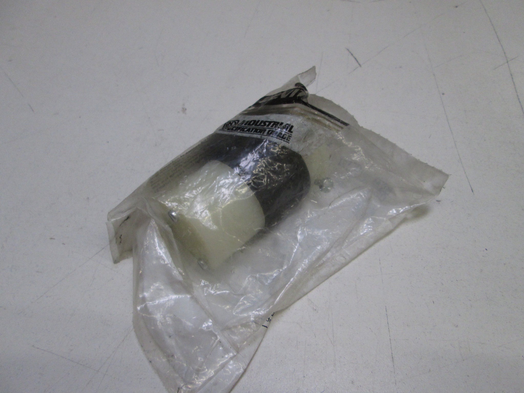 LEVITON CONNECTOR 4779-C *NEW IN FACTORY BAG*