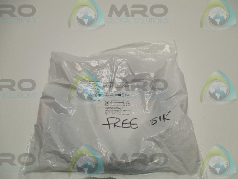 IFM EFECTOR EVC108 CONNECTION CABLE * NEW IN FACTORY BAG *