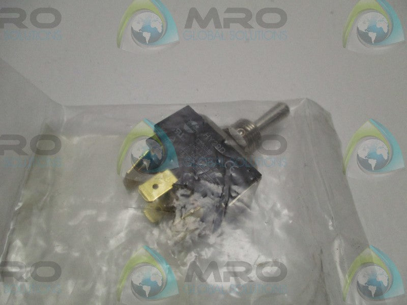 POWER FIRST 2VLU3 TOGGLE SWITCH * NEW IN FACTORY BAG *