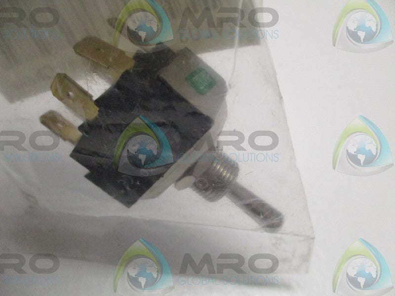 POWER FIRST 2VLU3 TOGGLE SWITCH * NEW IN FACTORY BAG *