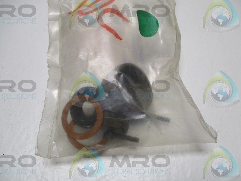AMPHENOL 97-3057-10-6 CABLE CLAMP * NEW IN FACTORY BAG *