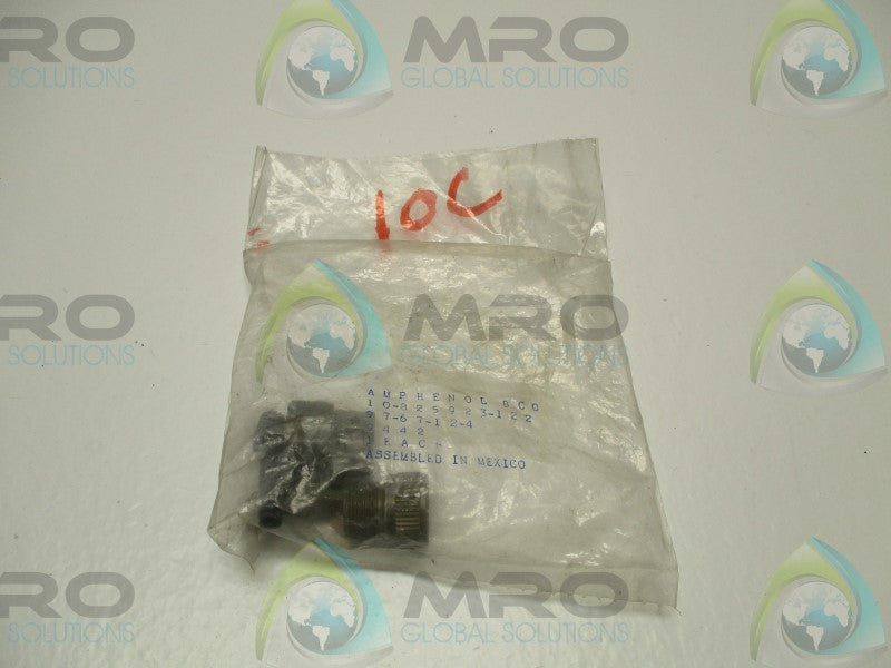 AMPHENOL 97-67-12-4 CIRCULAR CONNECTOR * NEW IN FACTORY BAG *