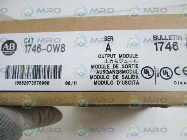 ALLEN BRADLEY OUTPUT MODULE 1746.OW8 SER. A DATE CODE: 06/11 * FACTORY SEALED *