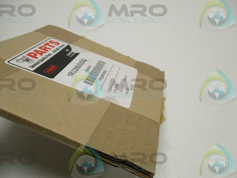 FISHER 1R3299X0042 GASKET * NEW IN ORIGINAL PACKAGE *