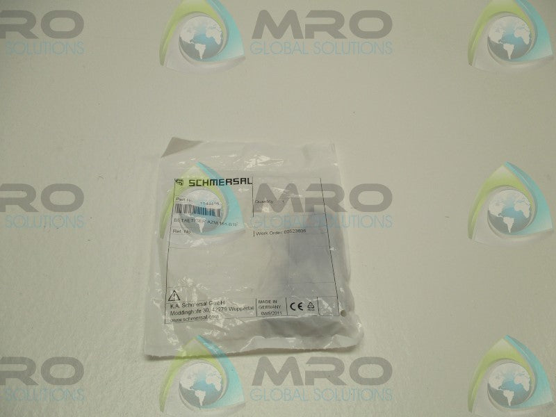 SCHMERSAL AZM161-B1E * NEW IN FACTORY BAG *