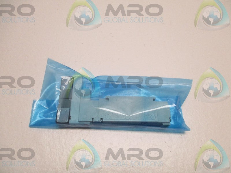 SMC VQC2300N-51 PNEUMATIC SOLENOID VALVE * NEW IN FACTORY BAG *