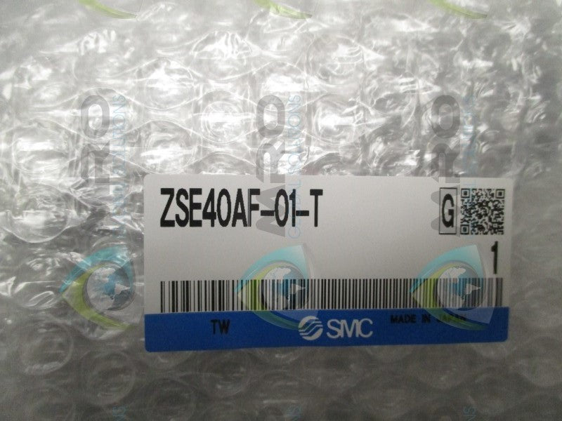 SMC ZSE40AF-01-T PRESSURE SWITCH  NSMP