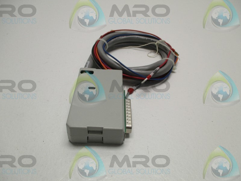ALLEN BRADLEY 2090-U3CBB-DM12 BREAKOUT BOARD  UNMP